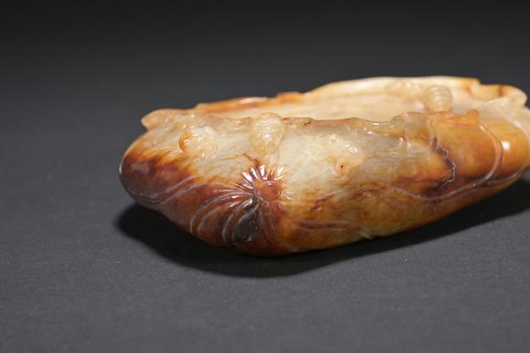 三杉美術(shù)籽玉硯臺(tái)