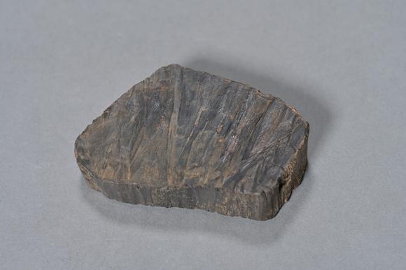 三杉美術(shù)香木