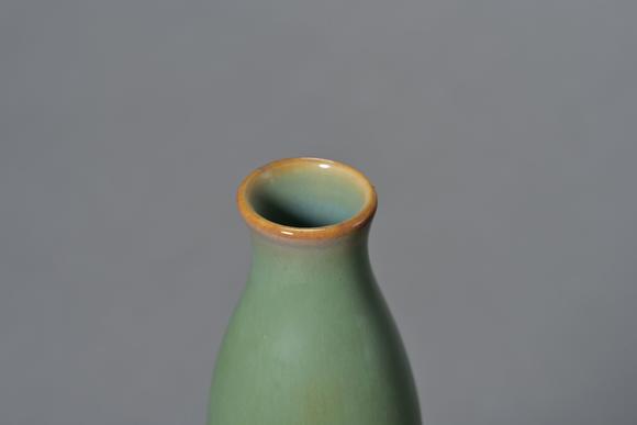 三杉美術(shù)青釉葫蘆瓶