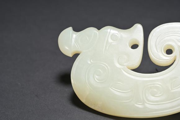 三杉美術(shù)玉龍佩