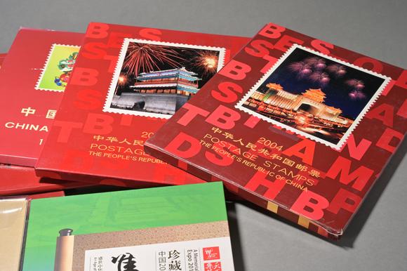 三杉美術(shù)各種郵票八冊(cè)