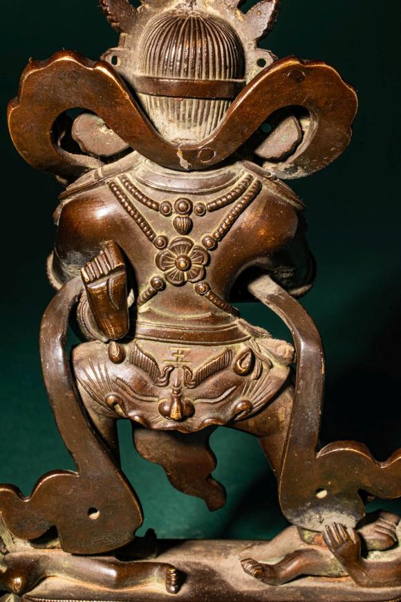Apollo Art AuctionsQianlong Period, Ca. AD 1736 - 1795. >
A cast Sino-Tibetan bronze group depicting Vajrasattva in