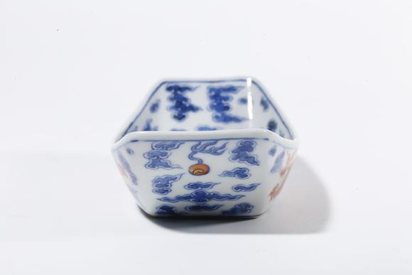 千葉大和青花釉裏紅雲(yún)龍紋洗