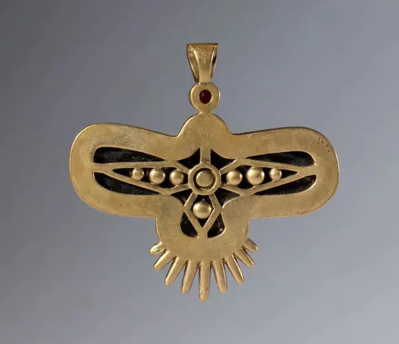 Bertolami Fine ArtCopper alloy pendant with a posthumous setting, crystals, and coral. China, 20th century