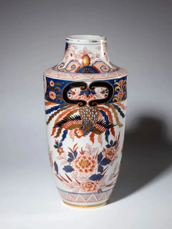 Bertolami Fine ArtA porcelain vase painted with red, blue, and gold enamels and decorated in the Kutani style. Europe, 20th century.