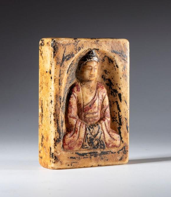 Bertolami Fine ArtWhite marble relief with traces of polychromy depicting Buddha in meditation. China, 19th century.