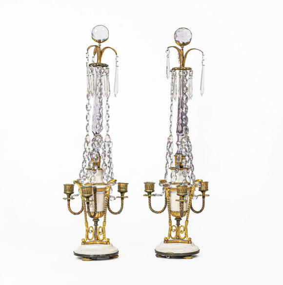 Auktionshaus StahlA Pair Ormolu Empire Girandols with griffin heads and crystal glass.