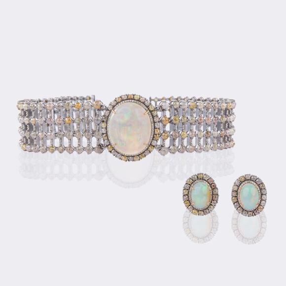 Auktionshaus StahlSplendid, multicoloured Diamond Opal Set: Choker necklace and a Pair of Earrings.