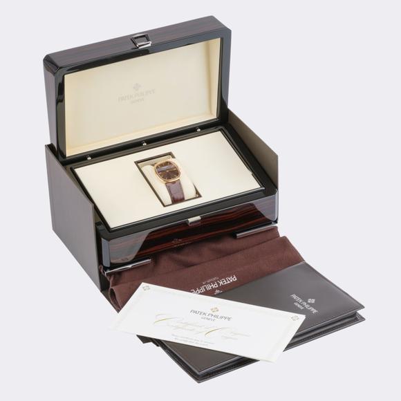Auktionshaus StahlPatek Philippe. Men's Wristwatch 'Golden Ellipse'.