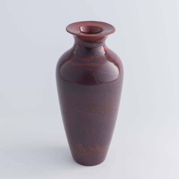 Oakridge Auction Gallery十九世紀 料器瓶  A Chinese glass vase