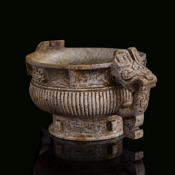 Oakridge Auction Gallery明代 火燒玉簋式爐  A Chinese heat-altered jade gui-form censer