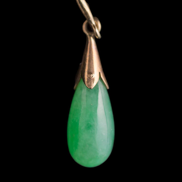 Oakridge Auction Gallery金屬鑲翡翠耳墜兩對(duì)  Two pairs of Chinese jadeite-set metal earrings