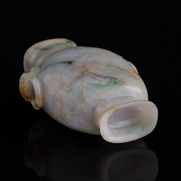 Oakridge Auction Gallery清代 翡翠鋪首尊（附硬木座）  A Chinese jadeite double-handled vase