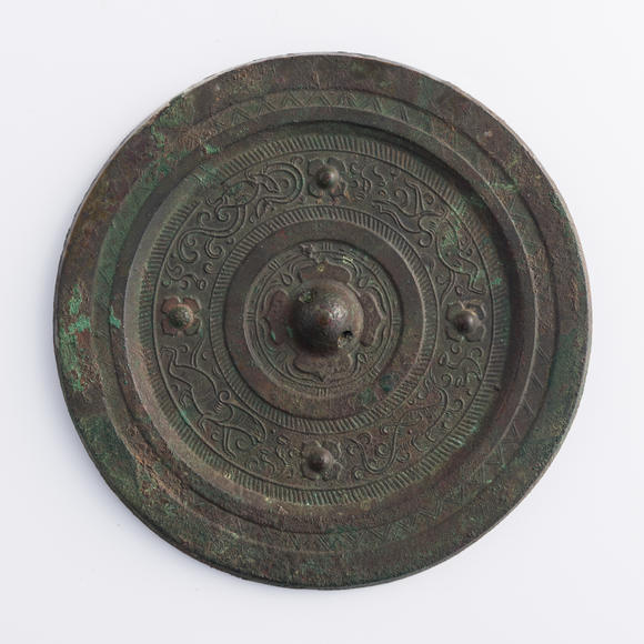 Oakridge Auction Gallery漢代 銅鏡  A Chinese bronze mirror