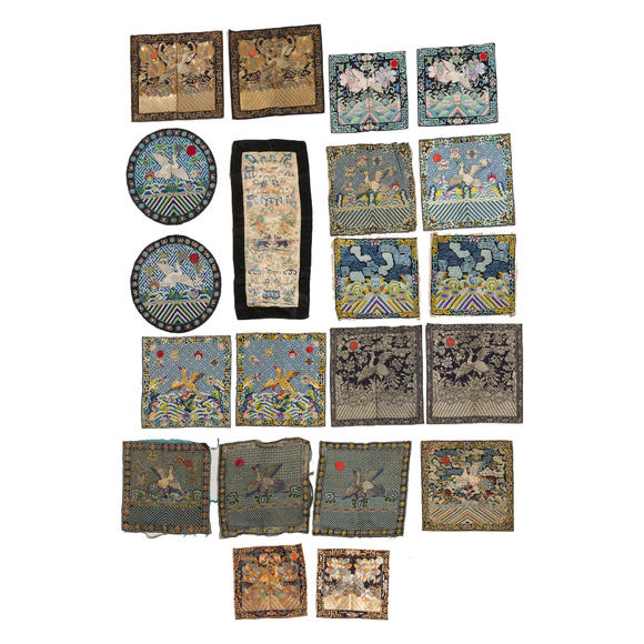 Oakridge Auction Gallery十九世紀 各式織繡及補子二十一個  Twenty Chinese rank badges and one embroidery