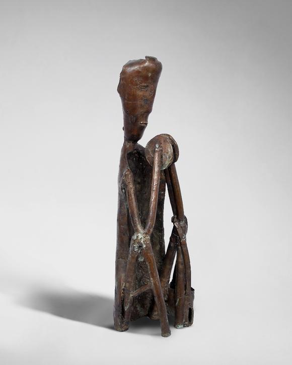 RoseberysSomnath Hore (Indian, 1921-2006)
Untitled, sculpture in bronze

bronze, signed S.H. to base,

44.5cm high x 12.5cm diam. x 12.5cm

Provenance: