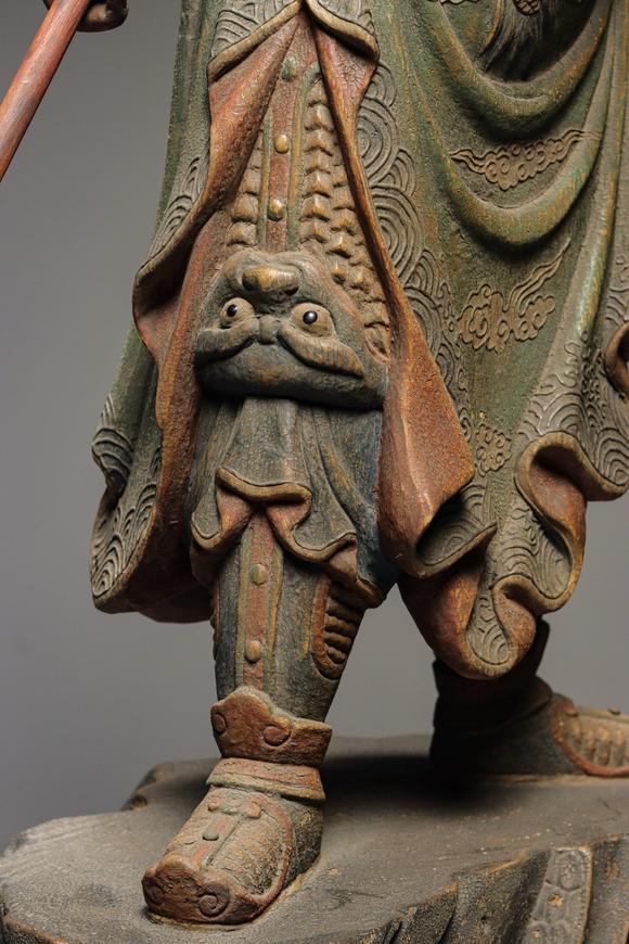 吉本株式會(huì)社明以前 木質(zhì)彩繪關(guān)公造像