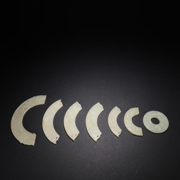 日本東勝和田玉佩飾十三片一套