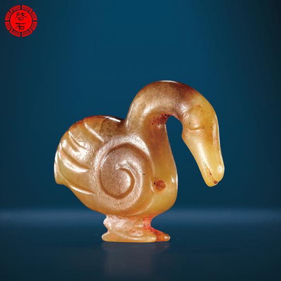 北京啟石明 圓雕天鵝佩