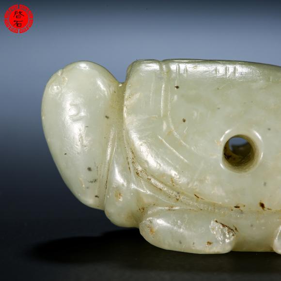 北京啟石明 圓雕玉龜