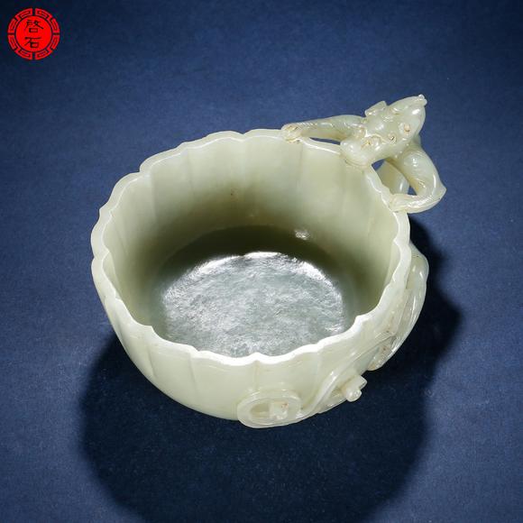 北京啟石明 螭龍耳蓮花杯