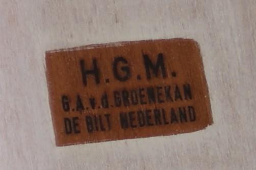 Goldfield Auction sarlsGERRIT THOMAS RIETVELD (1888-1964), chaise ? Berlin ?, modèle créé en 1923, structure en bois peint noir, blanc et gris à composition géométrique asym