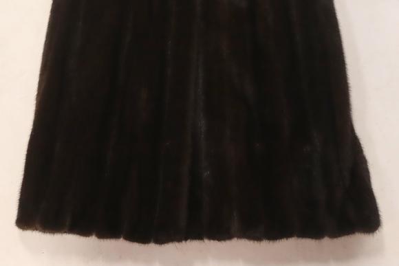 Clarke Auction GalleryCOUTURE. Emilio GUCCI Full Length Fur Coat.
