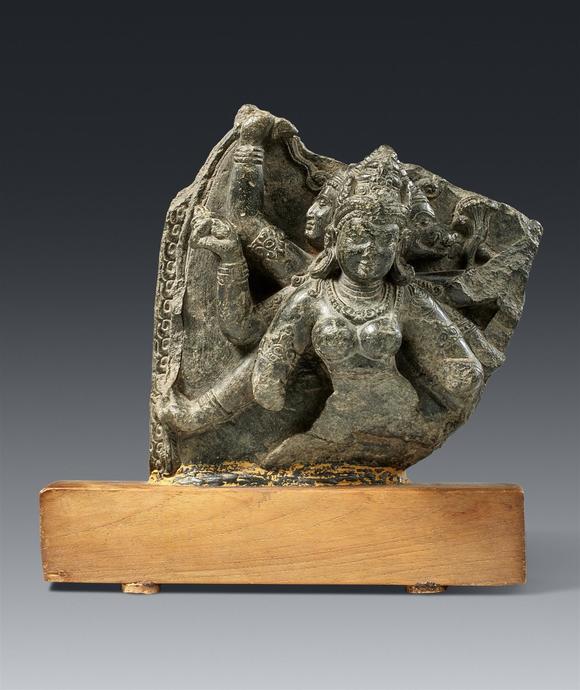 Kunsthaus Lempertz KGA Pala black stone stele fragment with goddess Marichi. India, Bihar. 11/12th century