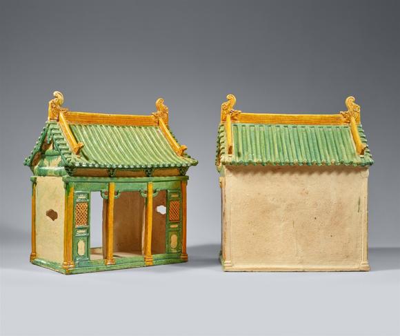 Kunsthaus Lempertz KGTwo sancai-glazed models of a villa. Terracotta. Ming dynasty (1368-1644)