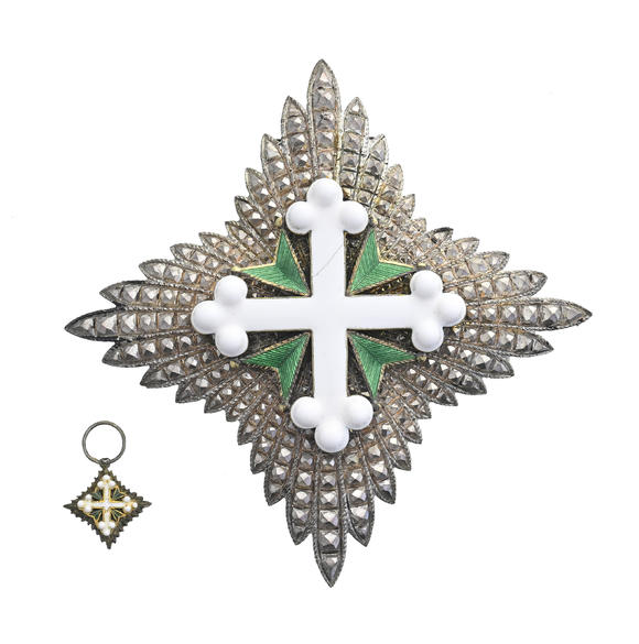 Piguet - H?tel des VentesItalie / Royaume d'Italie, Ordre des Saints Maurice et Lazare, fondé en 1572, plaque de Grand Officier en argent et émail, et une réducti