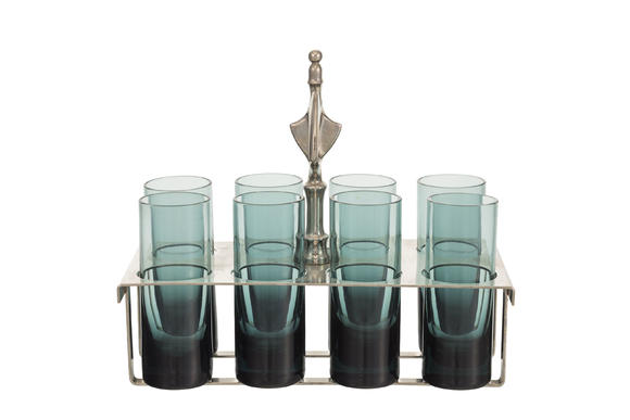 Piguet - H?tel des VentesSet pour la vodka avec monture en métal argenté et 8 verres en verre bleuté,  h. 9 et 16,5 cm