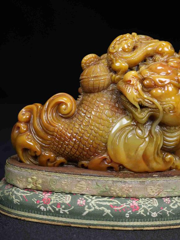 日本松町古美瑞獸呈祥