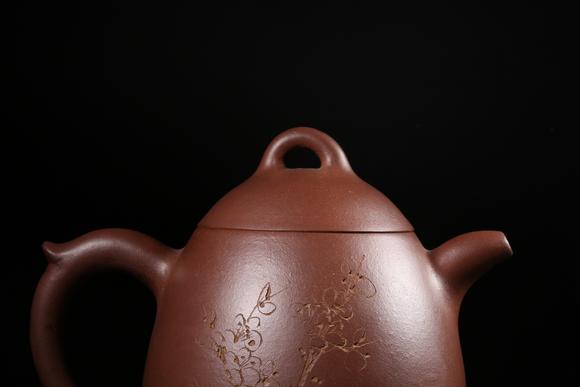 千美會紫砂執(zhí)壺一把