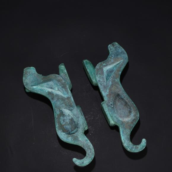 KARSON AUCTIONWarring States Period Gold Inlaid Bronze Tiger Tally