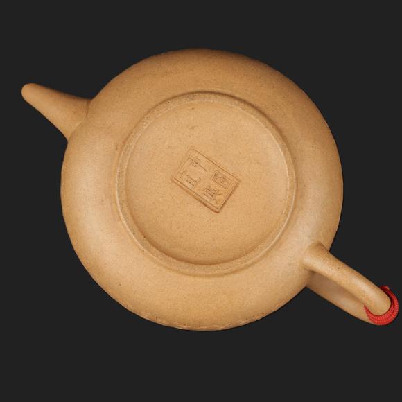 朱雀美術(shù)拍賣(mài)澄泥詩(shī)文壺