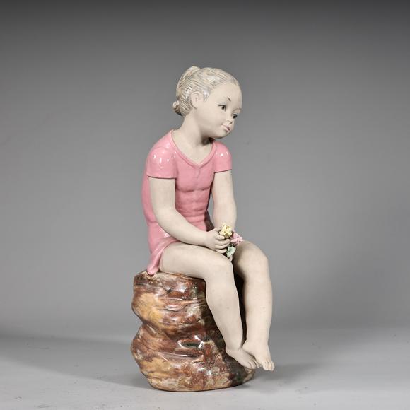 Karl s Collections IncZepher Liadro Porcelain Girl On Rack With Flower 1978 Retired DIASA