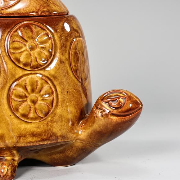 Karl s Collections IncMcCoy Ceramic Tommy Turtle Cookie Jar with Butterfly Lid 1950