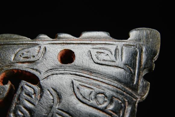 Karl s Collections IncJade Carved Character Face Pattern Bi