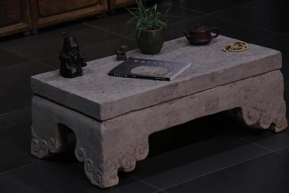 億品兆富株式會(huì)社（AALPZF）明代如意足石桌