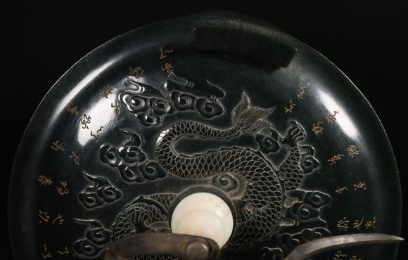 HUNG YUN ZHAI AUCTION HOUSE INCHetian Spinach Green Jade Inscribed Dragon-Form Bird Cage