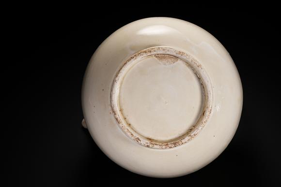 HUNG YUN ZHAI AUCTION HOUSE INCPre-Ming Dynasty Ding Kiln White-Glazed Wine Warmer