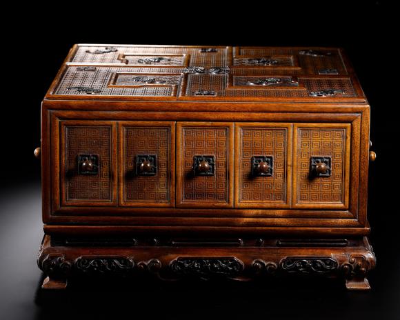 HUNG YUN ZHAI AUCTION HOUSE INC