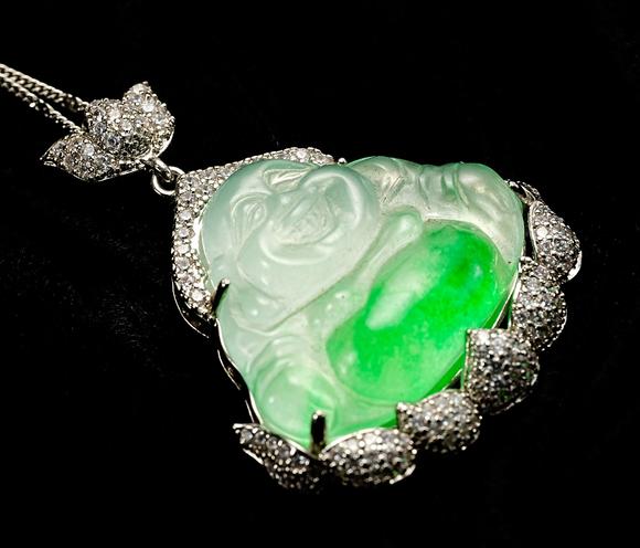 HUNG YUN ZHAI AUCTION HOUSE INCJewelry and Maitreya Ornament