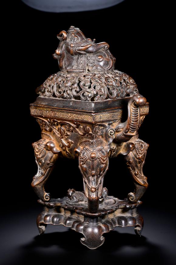 HUNG YUN ZHAI AUCTION HOUSE INCXuande Marked Bronze Incense Burner with Elephant Feet, Beast Finial, and Cover
