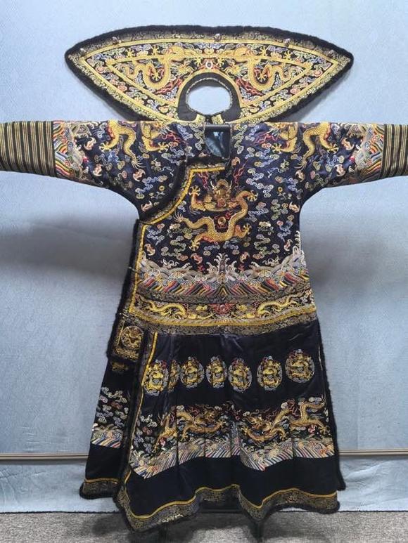 日本松町古美龍袍
