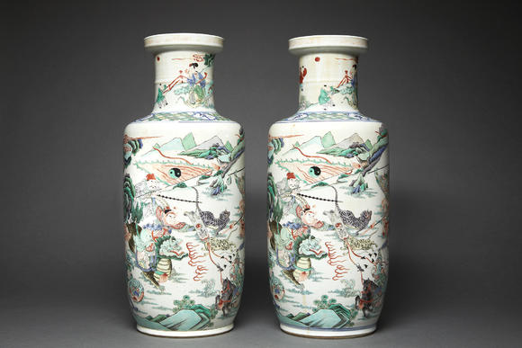TajanPAIRE DE GRANDS VASES