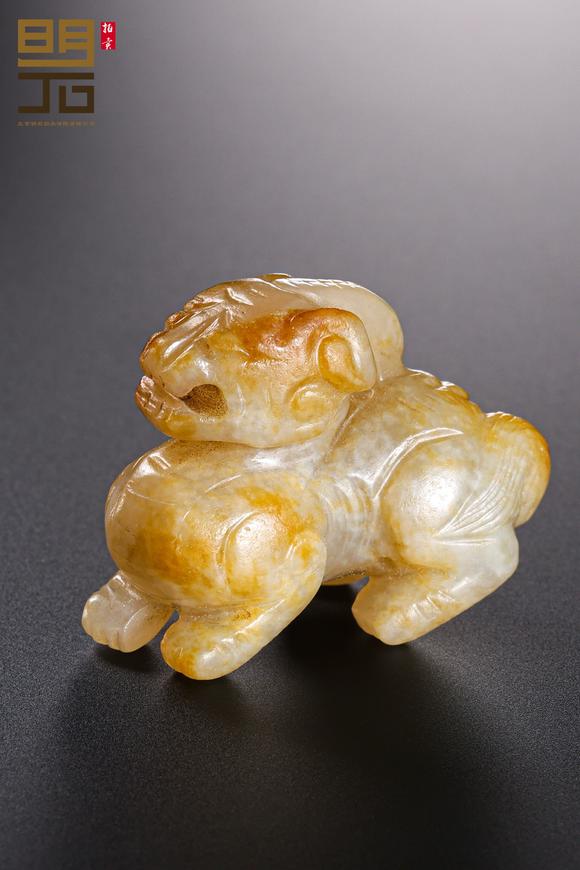 北京明石拍賣有限公司明 白玉辟邪獸