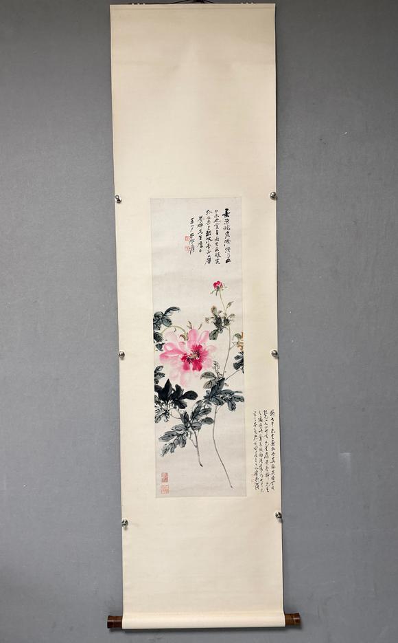 東京新日本張大千（（附蕭平題跋及視頻））（1899-1983）　牡丹蝴蝶　紙本立軸