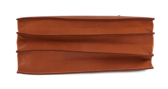 Piguet - H?tel des VentesHermès, sac à dépêches Cartable en cuir Barénia naturel, 2003, rabat avec deux boucles en métal couleur palladium, housse, bo?te, 33x