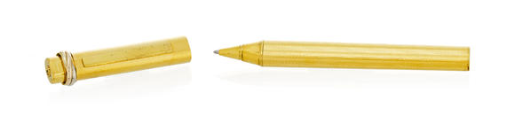 Piguet - H?tel des VentesCartier, un stylo bille en métal doré